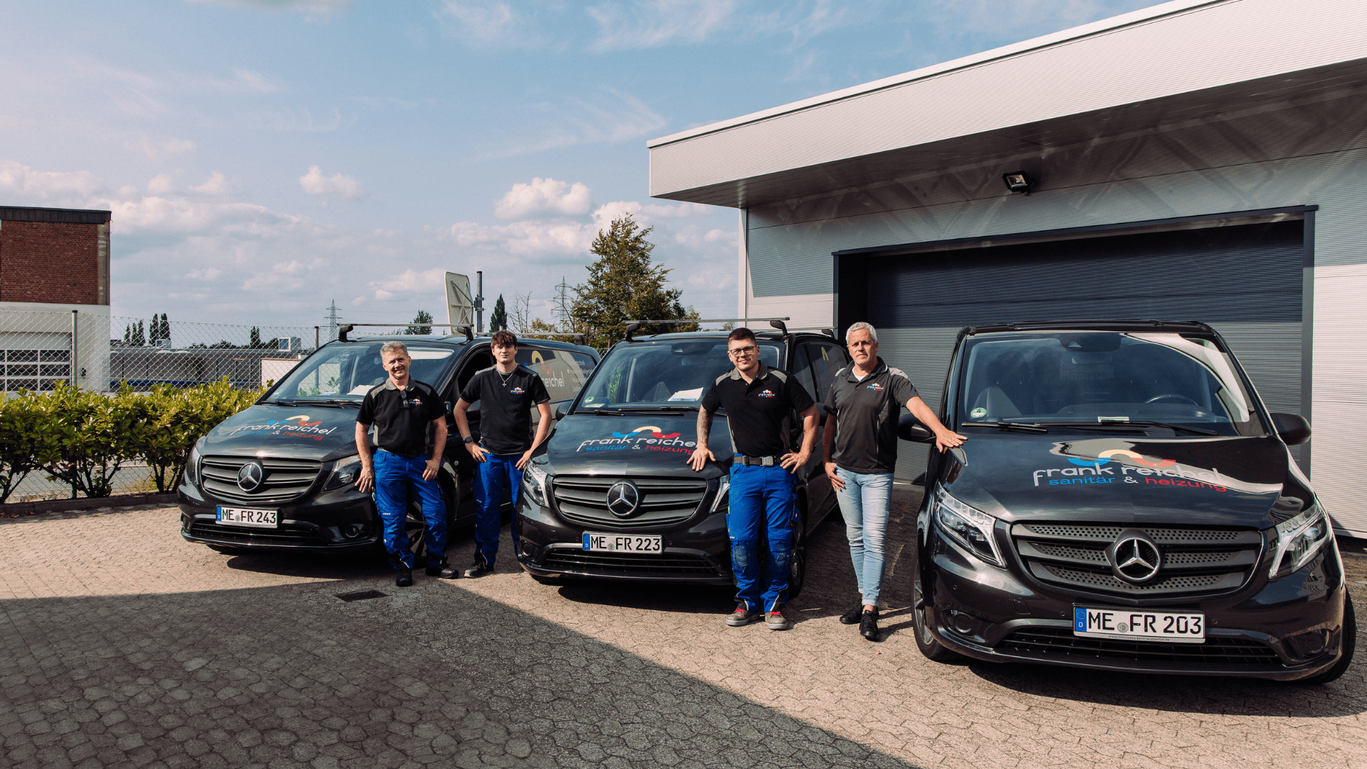 Frank Reichel - Team mit Firmenwagen